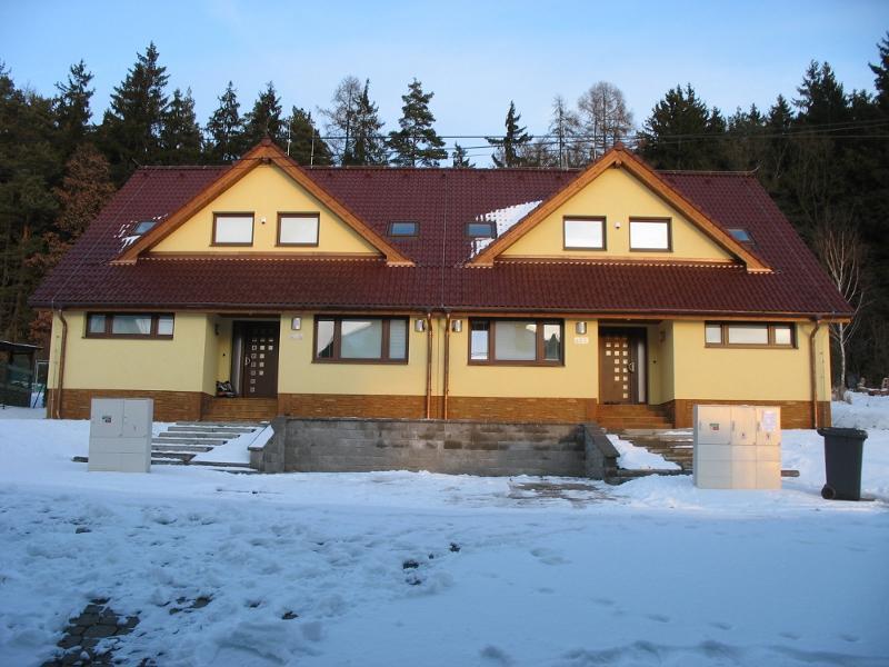Dvojdum Ostrov U Macochy Apartment ภายนอก รูปภาพ